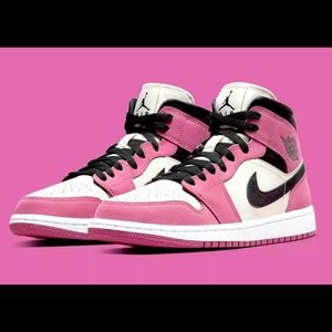 Nike Jordan 1 Mid DS Womans Sz 9 Light Mulberry Pink NWT in box